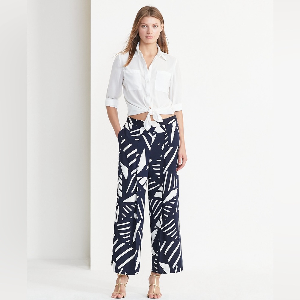 ❤️❤️ Lauren Ralph Lauren Crepe Wide Leg  Pants Navy & white
